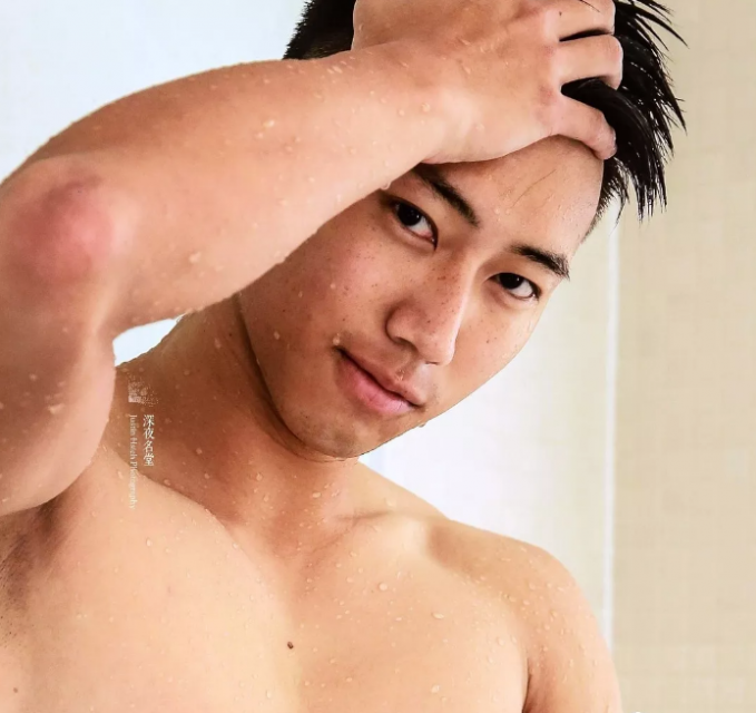 看点∣排球体育生浴照刷爆INS,筋肉腹肌小可爱竟然有男盆友了!! - 51虹马 看点∣排球体育生浴照刷爆INS,筋肉腹肌小可爱竟然有男盆友了!! - 51虹马