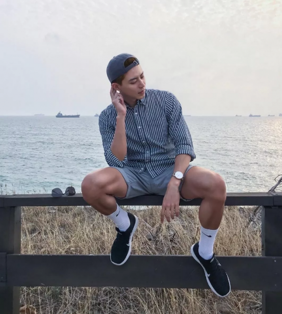 看点∣肌肉身材越来越棒的天菜男模，遭涩影师疯狂邀约… - 51虹马