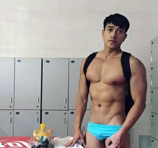 国产肌肉男洗澡视频流出? - 51虹马 国产肌肉男洗澡视频流出? - 51虹马