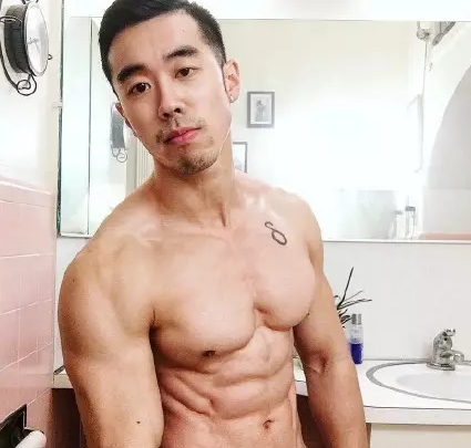 新扒一枚好肉医学生，硬成这样想被推倒！ - 51虹马