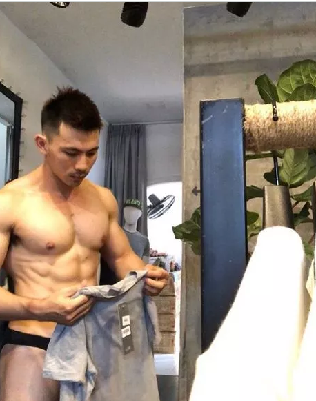 网红博主为搏销量自录视频，围观网友大呼要全见！ - 51虹马