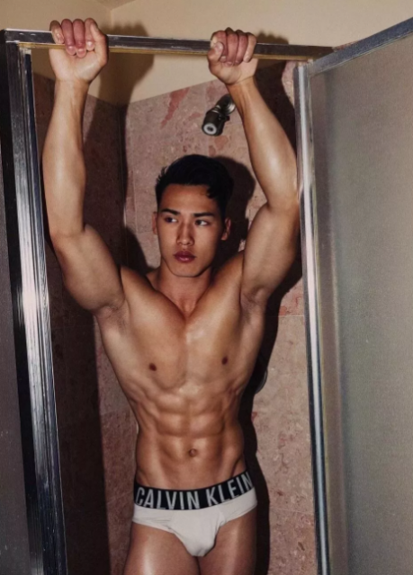 第二个男朋友|肌肉版王子异?呆萌怨念的体育弟弟 - 51虹马 第二个男朋友|肌肉版王子异?呆萌怨念的体育弟弟 - 51虹马