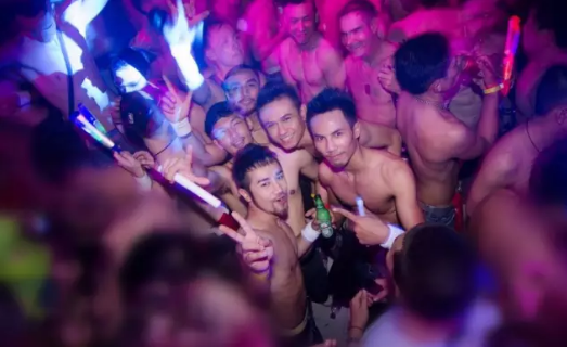 多少人会从泰国泼水节带着HIV回国？ - 51虹马