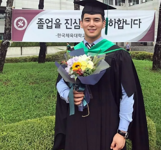 呆萌犬颜小哥哥,有才有硬件! - 51虹马 呆萌犬颜小哥哥,有才有硬件! - 51虹马