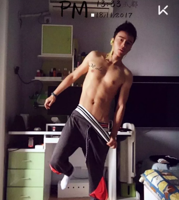 成都的帅哥姿の勢ン很多！！ - 51虹马