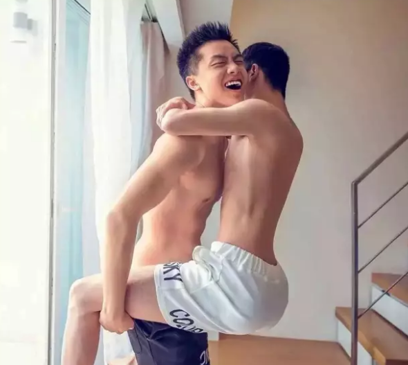 约炮的那么多,为什么约个炮这么难。 - 51虹马 约炮的那么多,为什么约个炮这么难。 - 51虹马