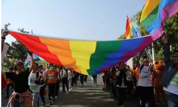 2018南京彩虹马拉松 | 愿你看见，我们有“彩虹勇气” - 51虹马