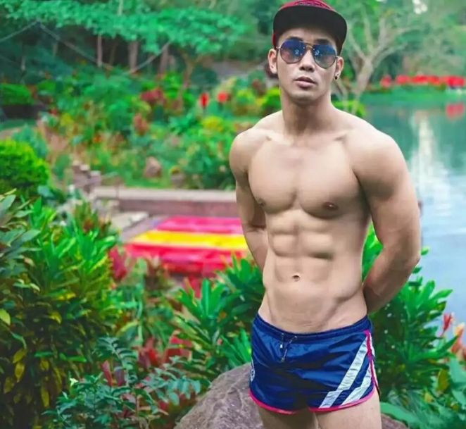 視頻 | 性感泰國大肌霸帥哥約你海邊開趴 - 51虹马