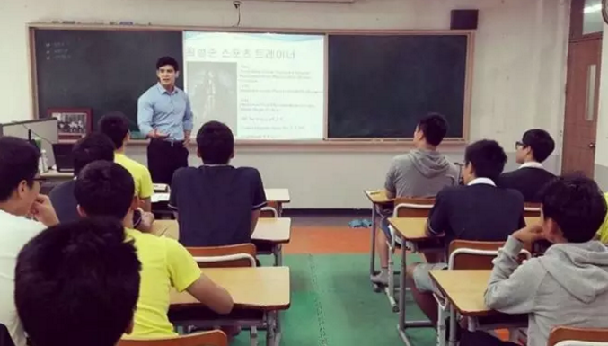 呆萌犬颜小哥哥，有才有硬件！ - 51虹马