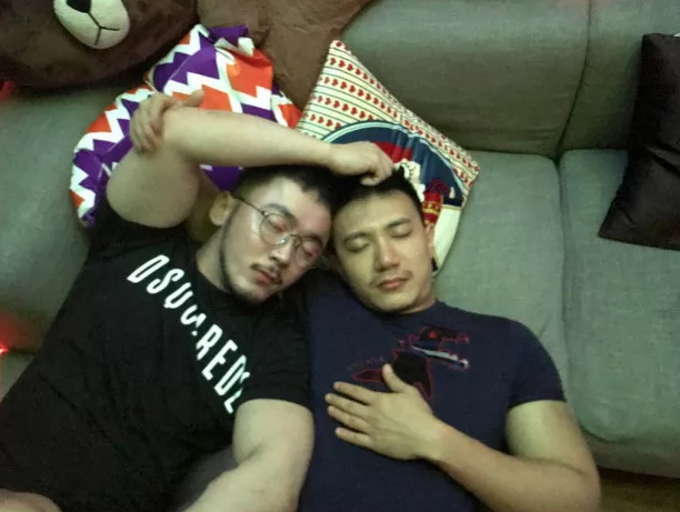 今年泼水节的gogoboy曾经参加过2010的快乐男声？ - 51虹马