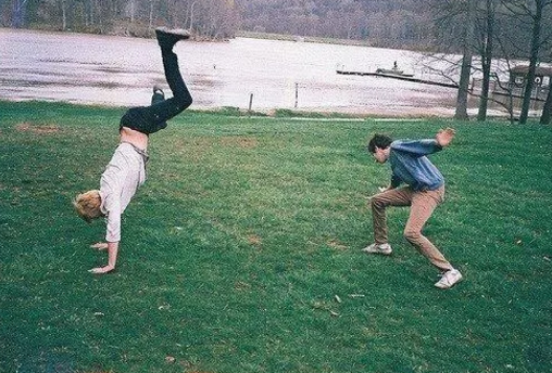 听说他结婚了,是和一个女孩子-51虹马