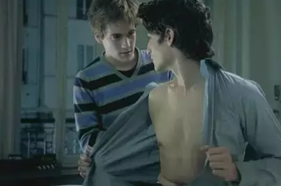 直男由直变弯的故事-51虹马