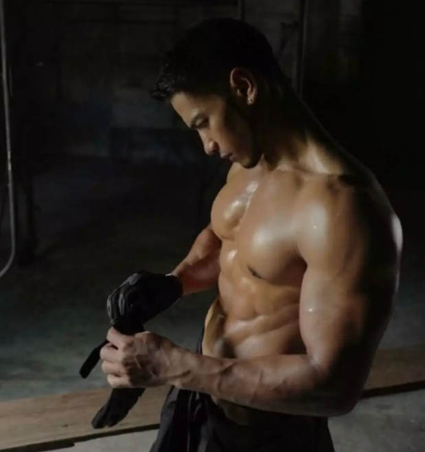 肌肉男很多都缺少性生活吗!?男郎社-51虹马