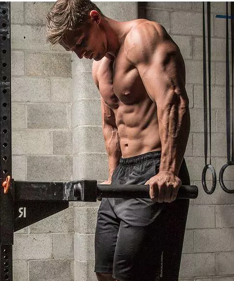 20、30、40不同年纪，该做的运动项目也不一样！ - 51虹马