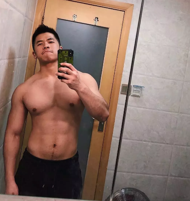 被他的毛毛吓到，让人忍不住想去榨汁。 - 51虹马