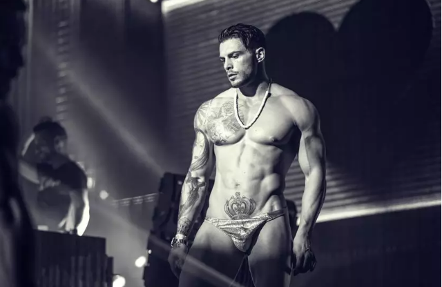 泼水节过后，一大波名媛又双叒叕齐聚泰国竟是为了… - 51虹马