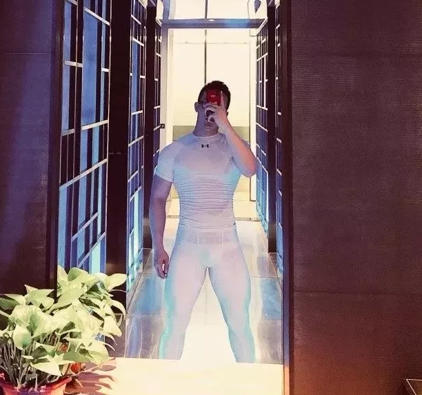 健身帅哥 - 51虹马