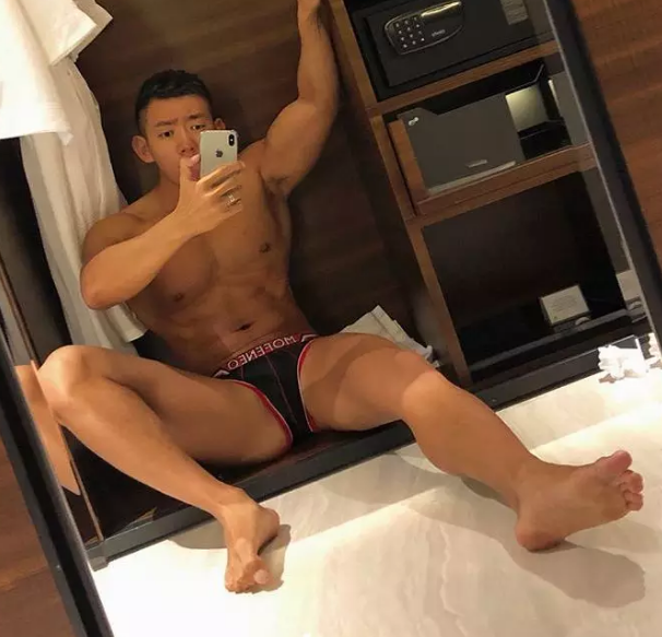 不爱穿衣服的上海名媛，真的很sexy？！ - 51虹马