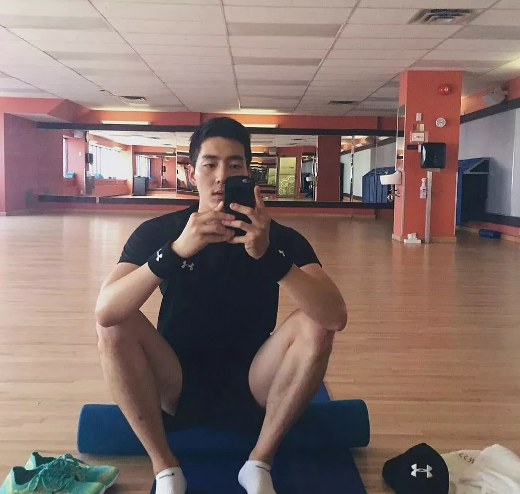 肌肉男很多都缺少性生活吗！？男郎社 - 51虹马