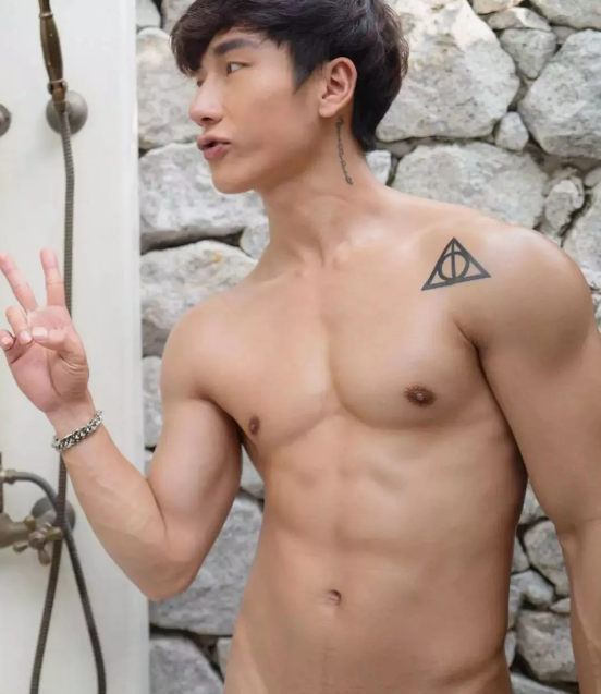 网红麻豆黑料频频被扒，再好的肉都挡不住这么黑 - 51虹马