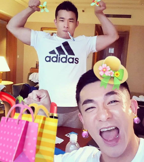 天菜ALEX已有男票，晒船照羡慕死网友！ - 51虹马