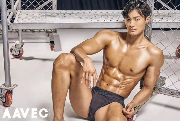 亚洲人当选国际先生，网友却质疑起了他的身材 - 51虹马