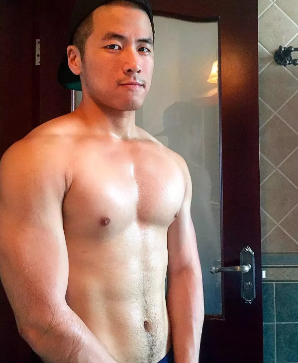 被他的毛毛吓到，让人忍不住想去榨汁。 - 51虹马