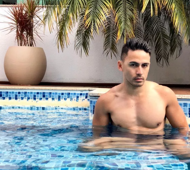 筋肉小狼狗の扭垮舞太Sexy！网友们都心跳加速了！ - 51虹马