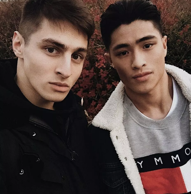 写真刷屏朋友圈！他是首位登上杂志的亚洲男模！ - 51虹马