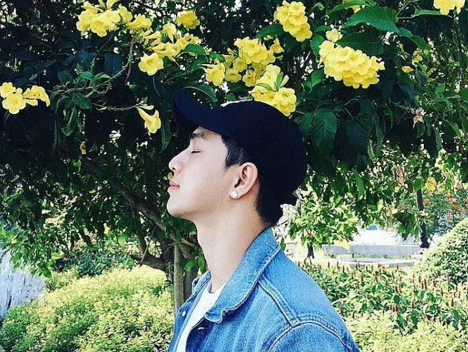 看点∣鲜肉男模肌肉身材照曾瘋传朋友圈，现在却化身乖巧的盯当喵！ - 51虹马