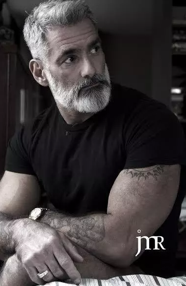 20、30、40不同年纪，该做的运动项目也不一样！ - 51虹马