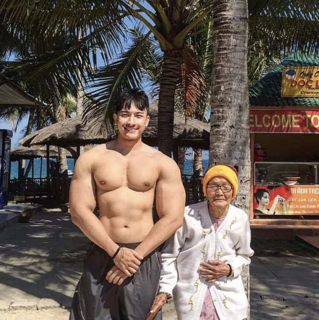 空少堪称帅版王思聪！我为他放弃了一个亿 - 51虹马