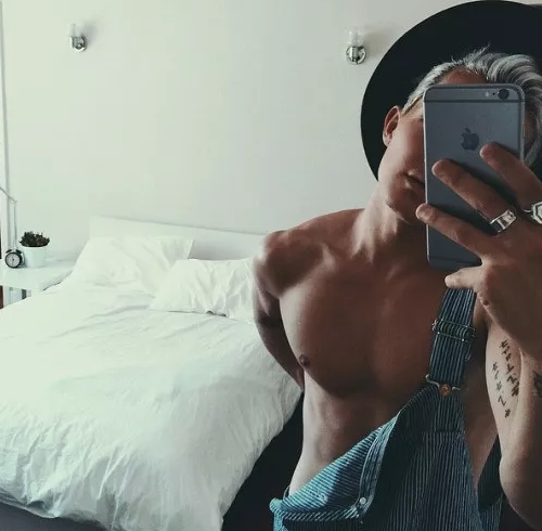 和基友一起去开房 是怎样的体验？ - 51虹马