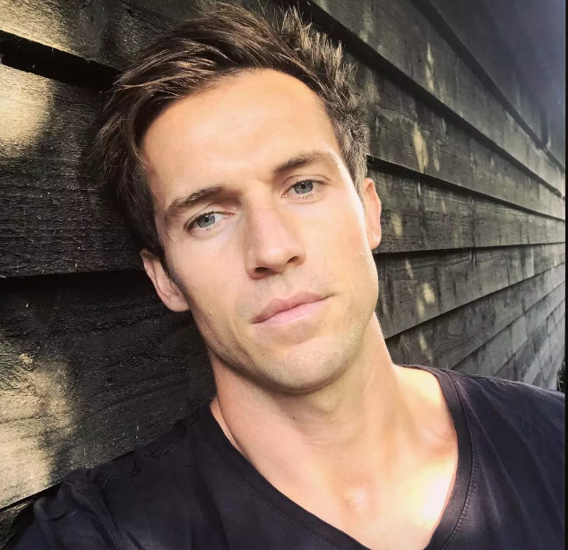 顶级男模复出了！他曾经是贴吧最红的肉体担当 - 51虹马