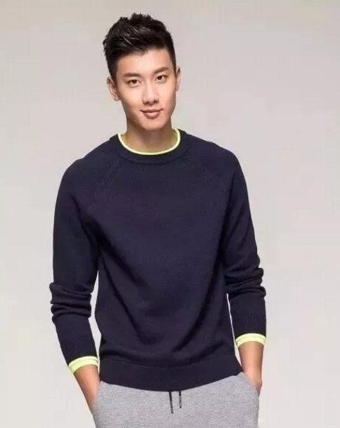 看点∣扒到海澜之家男模队小哥哥,竟是190.C.M长腿篮球大大大大鲜肉! - 51虹马 看点∣扒到海澜之家男模队小哥哥,竟是190.C.M长腿篮球大大大大鲜肉! - 51虹马