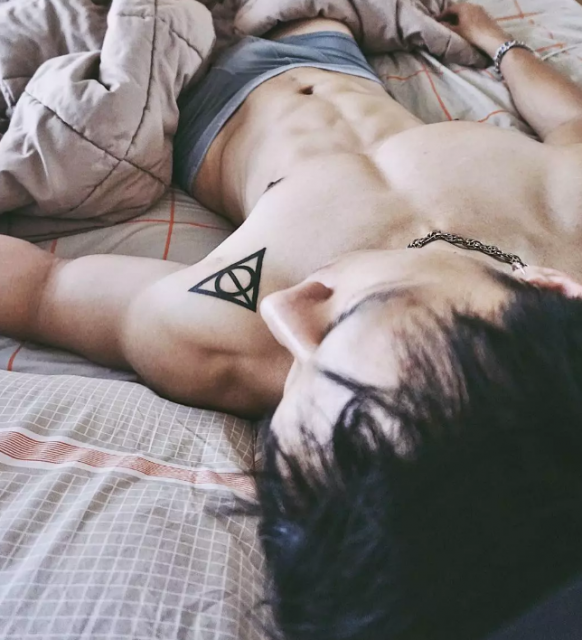 网红麻豆黑料频频被扒，再好的肉都挡不住这么黑 - 51虹马