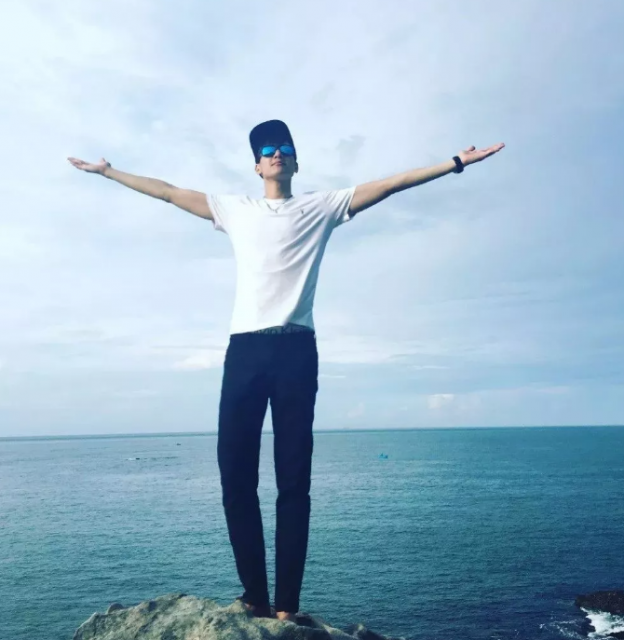 看点∣扒到海澜之家男模队小哥哥，竟是190.C.M长腿篮球大大大大鲜肉！ - 51虹马