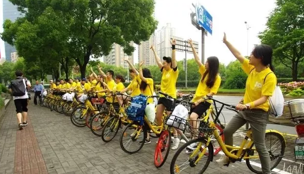 我国运动员出柜，官报评论同志电影，​反同者多gay，lol支持多元，上海彩虹骄傲节… - 51虹马