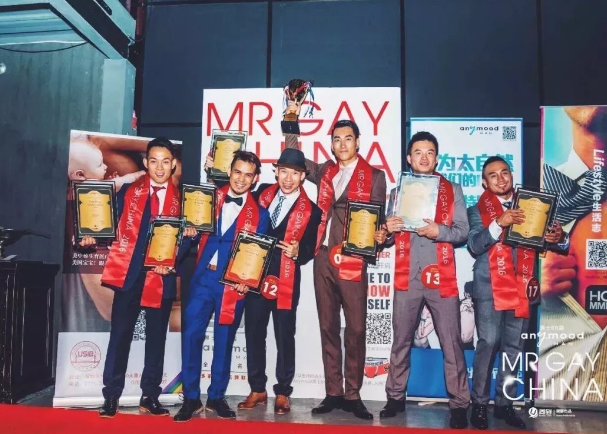 超粗男模得冠军，超难姿势令人乍舌。 - 51虹马