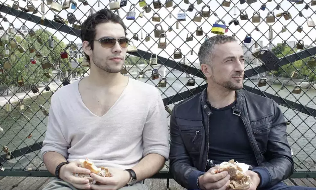 【同志电影】《坏男孩的街》大叔与明星帅哥在巴黎的浪漫之旅 - 51虹马