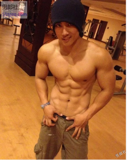 人小屌大！体育生泄露他“大”秘密！ - 51虹马