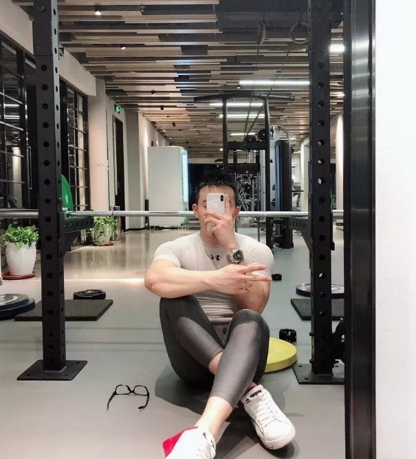 健身帅哥 - 51虹马