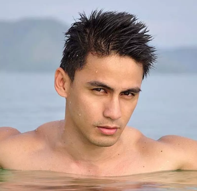 筋肉小狼狗の扭垮舞太Sexy！网友们都心跳加速了！ - 51虹马