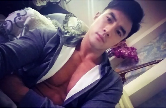 天菜级健身教练脱了，竟然只为了拍内裤广告？ - 51虹马