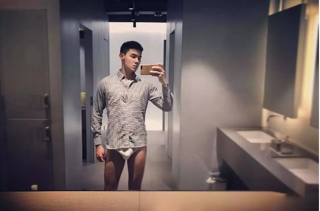 据网友透露，这个国风小哥那话有20 - 51虹马