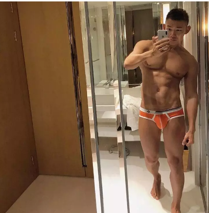 不爱穿衣服的上海名媛，真的很sexy？！ - 51虹马