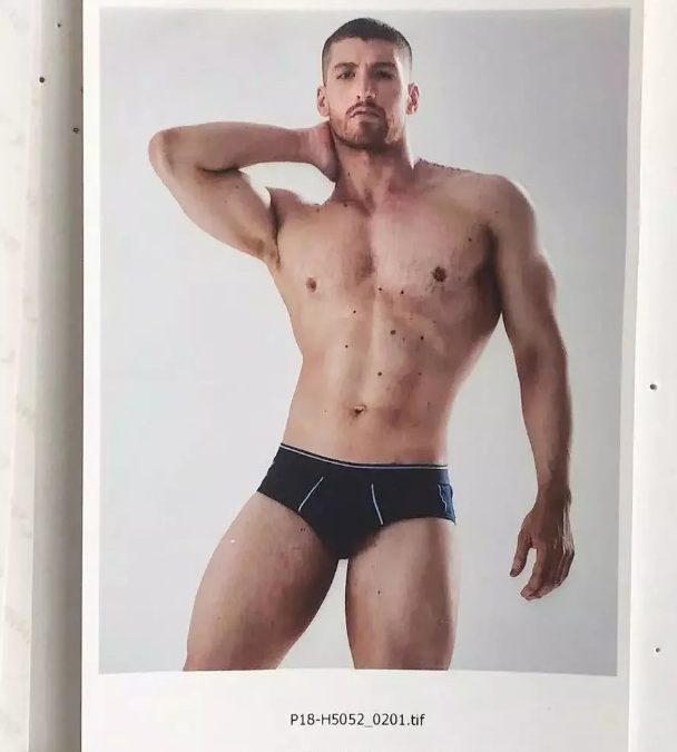 好白菜被猪拱了，超美男模公布他的男友，我不能接受 - 51虹马