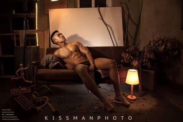 目的地酒吧的GOGO-BOY,沉醉在他的胸肌不能自拔 - 51虹马 目的地酒吧的GOGO-BOY,沉醉在他的胸肌不能自拔 - 51虹马