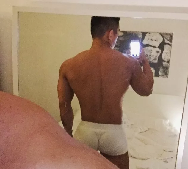 网红直言吸遍上海所有优质攻？ - 51虹马