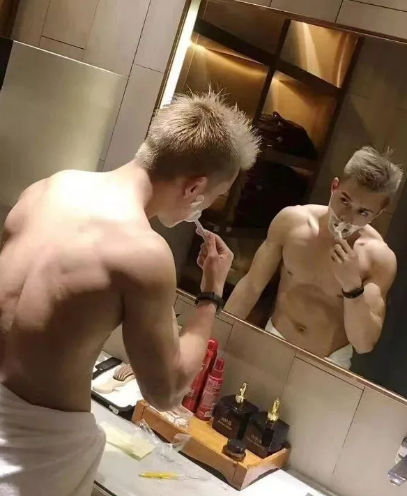 亚洲男人不够强壮？健身教练拍片力证 - 51虹马